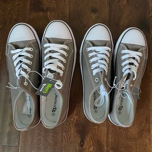 Men’s Gray and White Casual Walking Sneakers